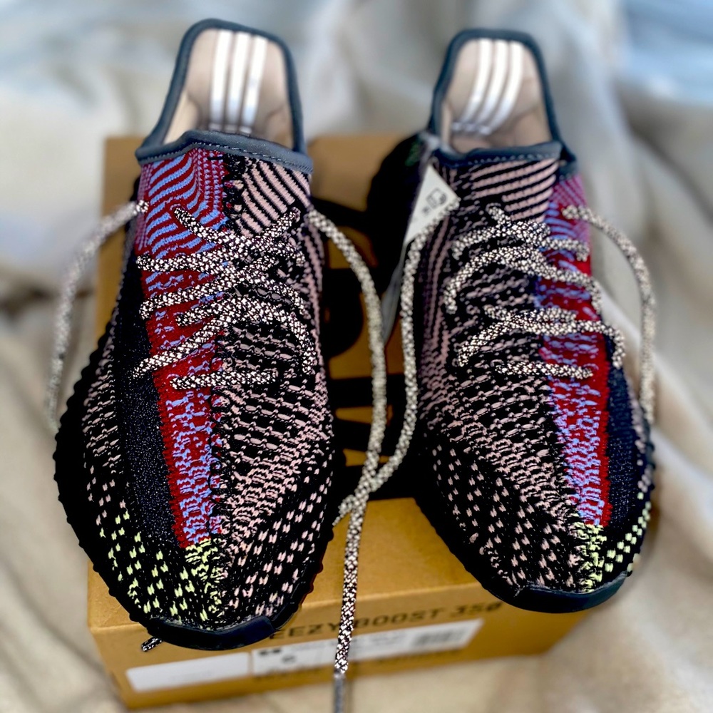 Yeezy Boost 350 V2 Yecheil Reflective Laces